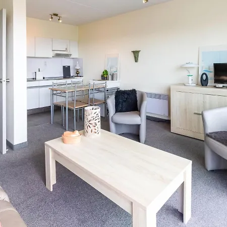 Spacious Studio In With A Balcony