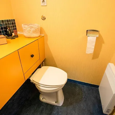 Spacious Studio In With A Balcony Apartamento *