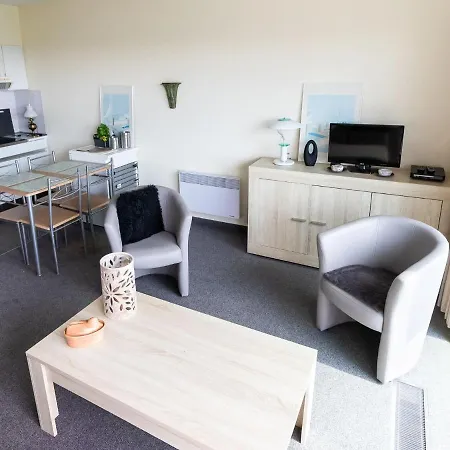 Apartamento Spacious Studio In With A Balcony